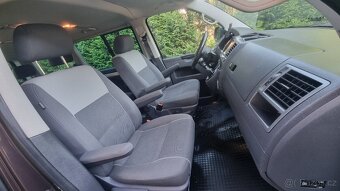 VW Multivan T5. 2.0Tdi 103kw Comfortline servis VW rok 2012 - 8