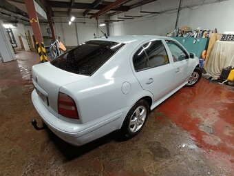 Škoda Octavia 1 1,9 TDI 66 kw - 8