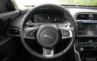 Jaguar XE, 25T R-Sport 2,0/184kW ČR - 8