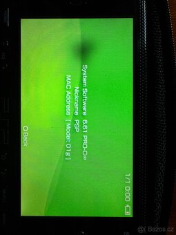 PSP 1003 + nabijecka + obal + 2xUMD - 8