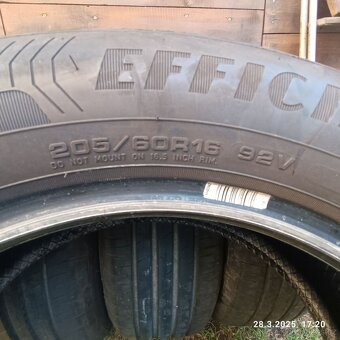 205/60 R16 Goodyear EfficientGrip Performance - 8