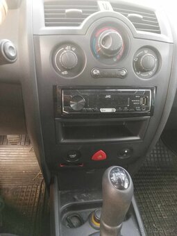 RENAULT MEGANE COMBI - 8