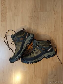 KEEN TARGHEE III MID WP M black olive/golden brown - 8