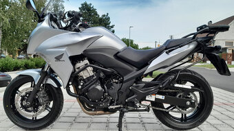 HONDA CBF 1000 - 8