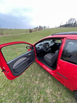 Renault Twingo 1.2i 55 kW – rok 2011 - 8