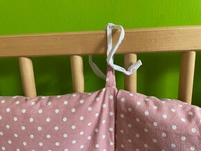 Kapsář do dětské postýlky + mantinel - 8