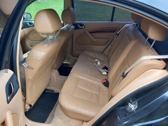 Škoda 2.0 benzín Laurin Klement r.v.2000 - 8