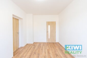 Pronájem, byt 4+1, 74 m2, Dolní Lhota, ev.č. 1422 - 8