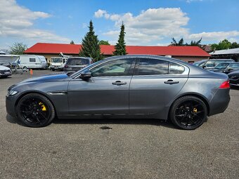 JAGUAR XE 2017 2.0D 132kW,VÝHŘEVY,NAVI,TEMPOMAT,SERVISKA - 8