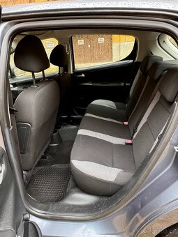 Prodám Peugeot 207 benzín - 8