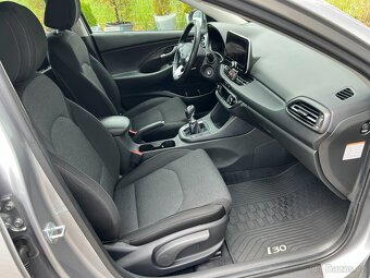 Hyundai i30 1.5T-Gdi 117kW MildHyb Smart - 8