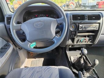 TOYOTA Land Cruiser KDJ 95 - 8