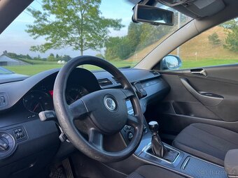 Volkswagen Passat B6 2.0tdi - 8