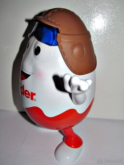Kinder maxi vejce figurka Pilot, Ferrero dóza. - 8