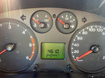 Ford Transit 2.2 TDCi bus pro 9míst - 8