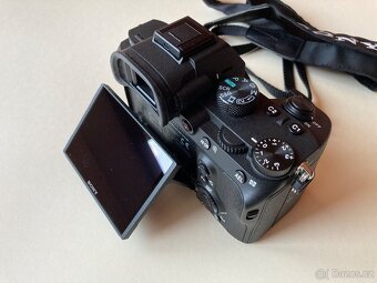 Sony Alpha A7 III - 8