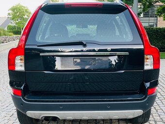 Volvo XC90 2.4D5 136KW 4x4 AUTOMAT NAVI SENZORY SERVISKA - 8