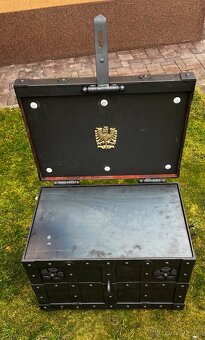 Kovová truhla / trezor - 8