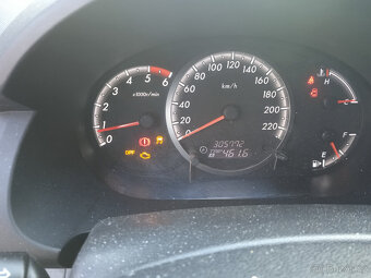 Mazda 5 - 8