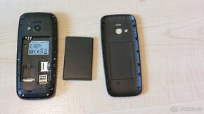 Mobilní telefon Nokia 220 4G Dual SIM s VoLTE + 4GB SD - 8