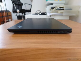 Lenovo Thinkpad A285 notebook - 8