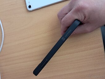 IPhone SE 64GB BÍLÁ 100%BATERIE - 8