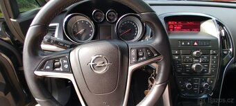 Opel Astra Sports Tourer kombi - 8