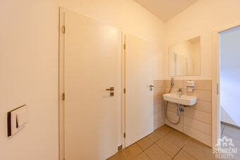 Pronájem komerčních prostor, 61 m², Uherské Hradiště - Šestk - 8