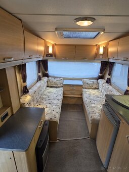 Karavan Swift Alpine r.v.2010 Pro 2-3 osoby Pojezd - 8