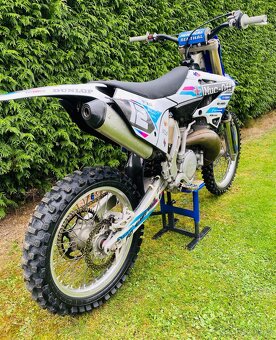 Yamaha yz250 - 8
