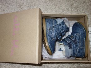 Zimní boty vel.22 - udržované - 8
