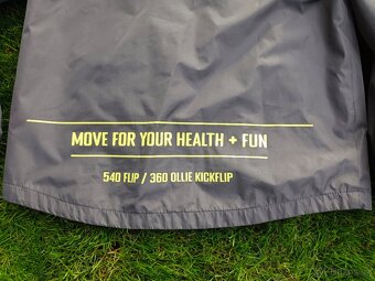 Chlapecká bunda vel. 158 - 8