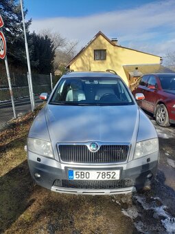 Škoda Octavia Scout - 8