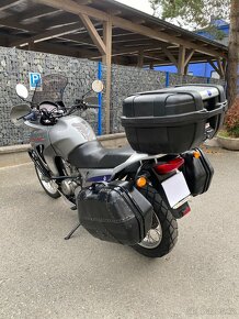 Honda XL 650 V - 8
