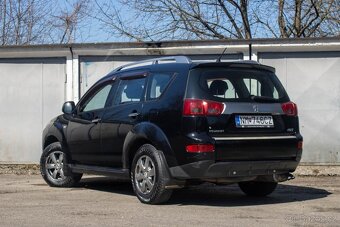PEUGEOT 4007 2.2 HDi 115kW 7-miestne 2008 - 8