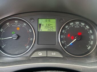 Škoda fabia 1.2 44kw rok výroby 2014 - 8