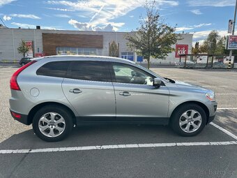 VOLVO XC60 T6 SUMMUM AWD, ACC, DYNAUDIO, NAVIGACE, KEYLESS - 8