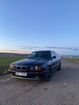 Bmw e34 530i V8 - 8