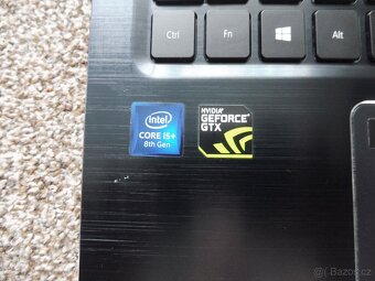 Acer Aspire A715-72G, i5, DDR4 8GB, SSD 512GB - 8