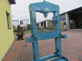 Hydraulický lis OMCN 40 T - 8