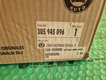 pravé zadní světlo Škoda Superb I - 8