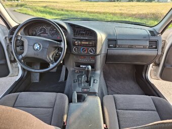 BMW e36 Touring 1.8i - 8
