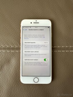 iPhone 8 64Gb - 8
