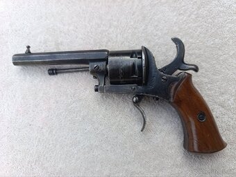 Historický revolver pinfire the Guardian ( 1878) TOP STAV - 8