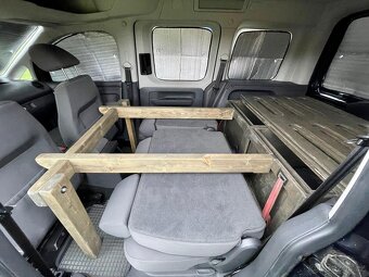 VW Caddy 2.0 tdi - TOP stav CAMPER úprava - 8