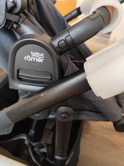 Britax Romer Smile III - 8