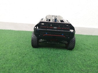 LEGO® Technic Audi RS Q e-tron 42160 - 8