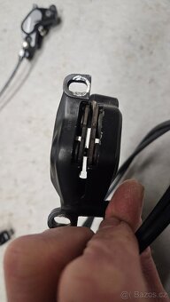 Mtb brzdy Sram code R - 8