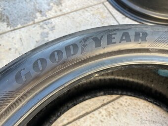 Letní pneumatiky 245/40 R19 - 8
