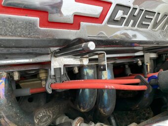 Chevrolet CORVETTE C3 ,- 400 koni - 8